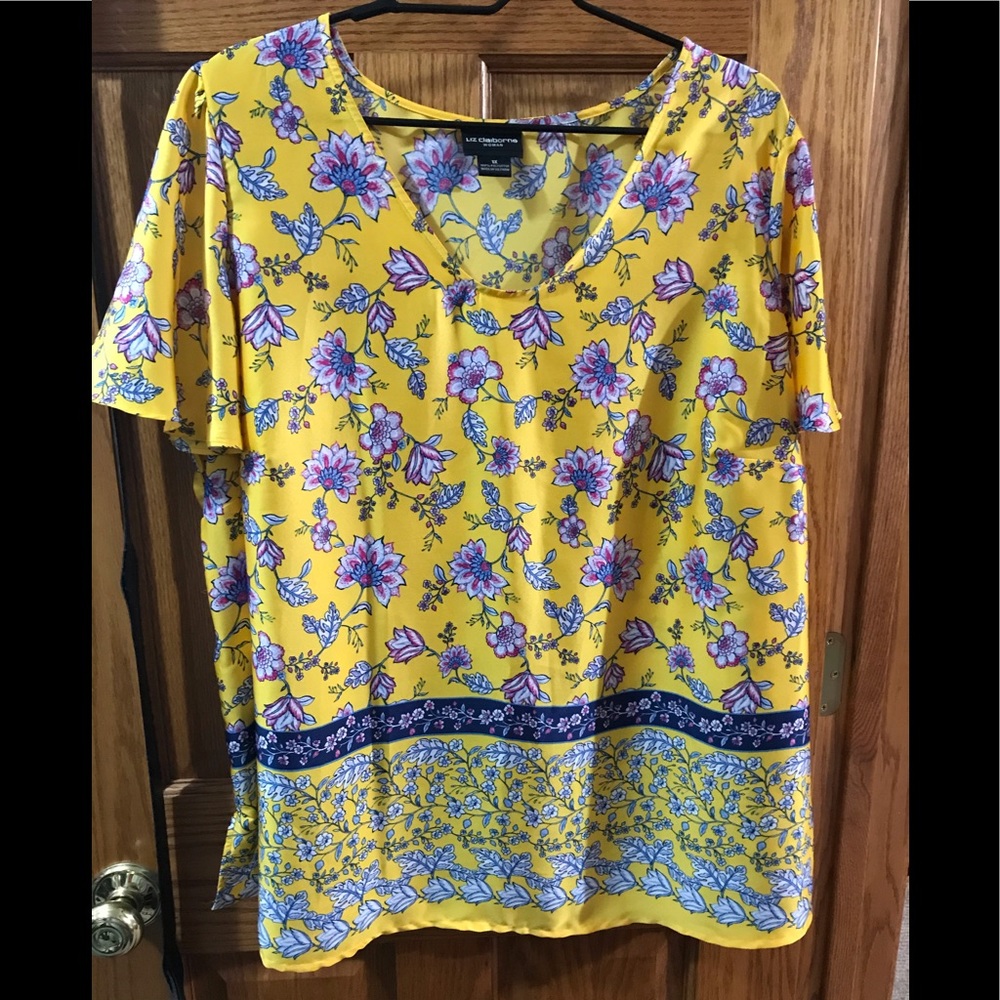 NWT Liz Claiborne super soft yellow top ,Size 1x